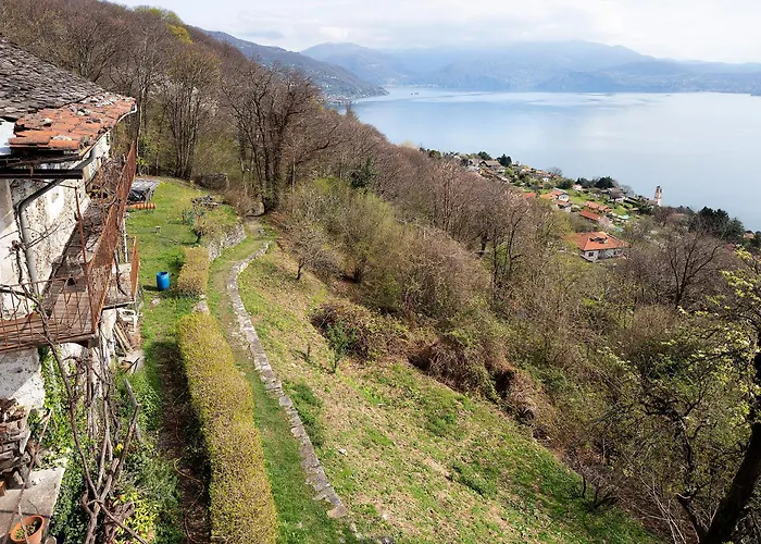 La Torretta Di Mozzola Διαμέρισμα *